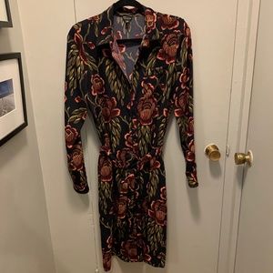 Floral Ann Taylor Shirtdress, size Medium Tall